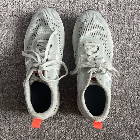 New Balance Fresh Foam Arishi W8.5 - Picture 3 of 5